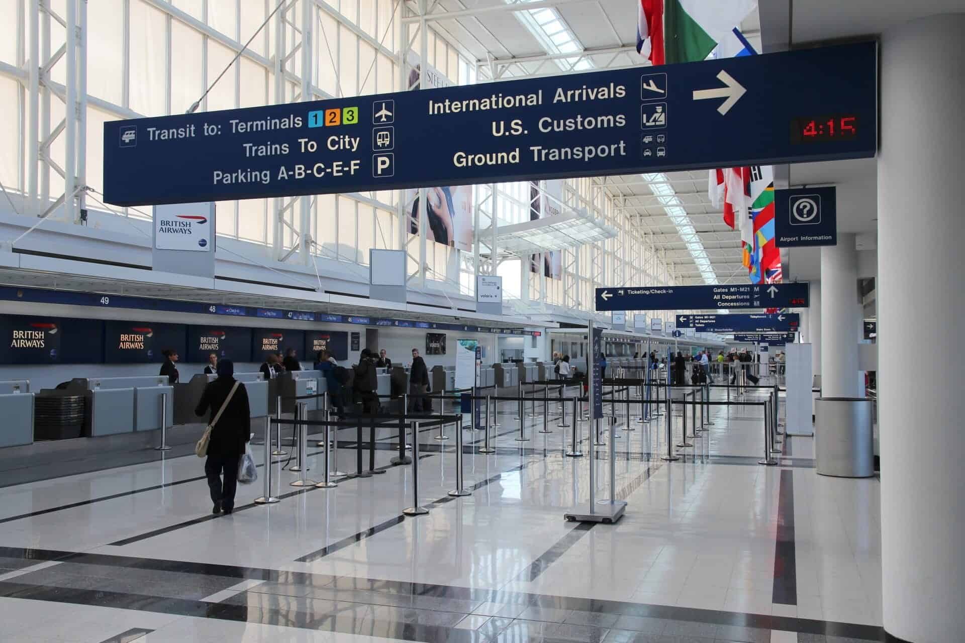 O'Hare International Airport terminal near international arrivals and ground transport